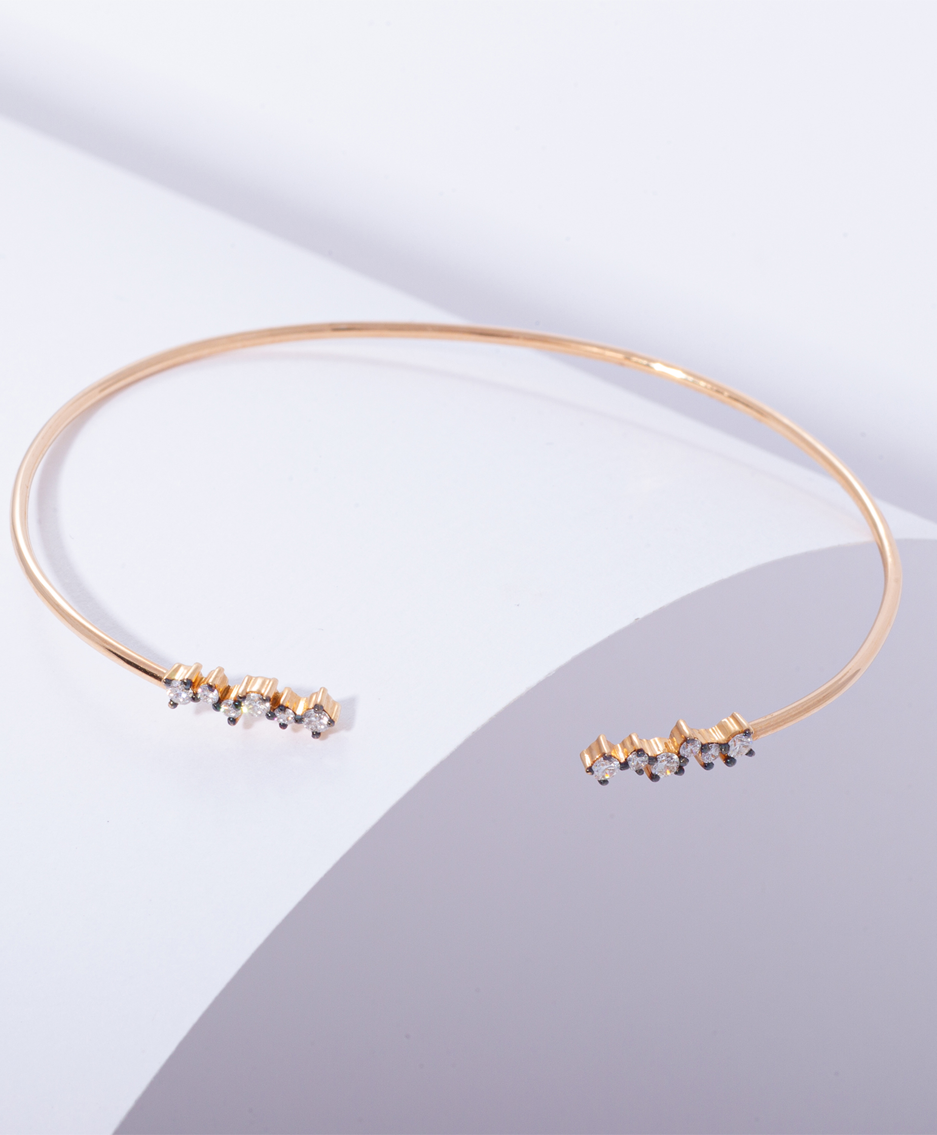 gold-diamond-bangle