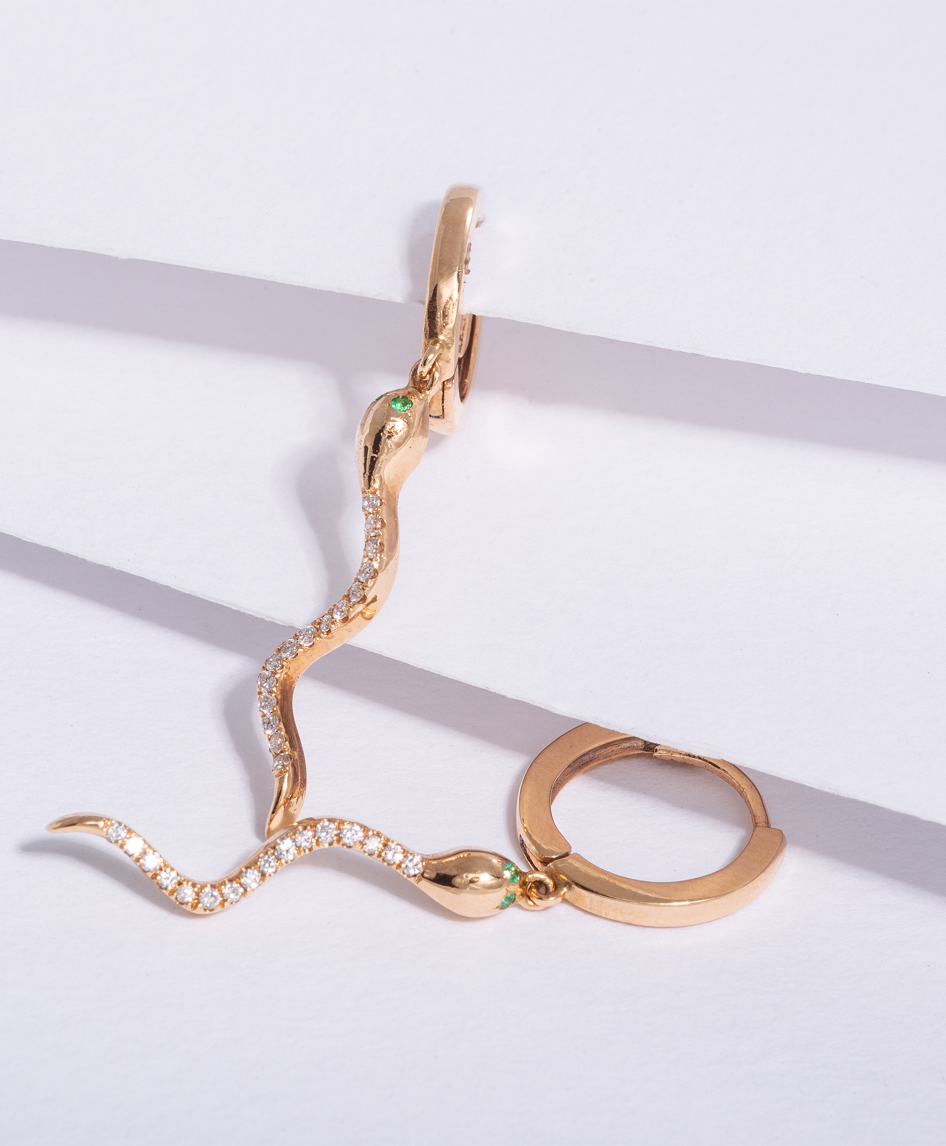 snake-earrings