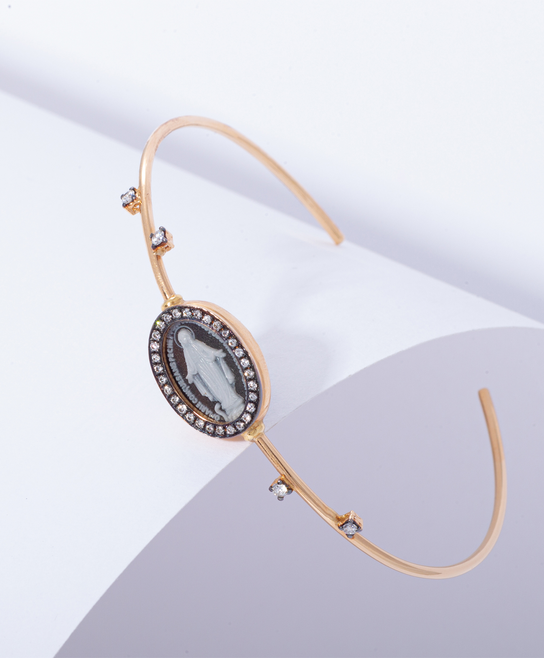 virgin-mary-bracelet