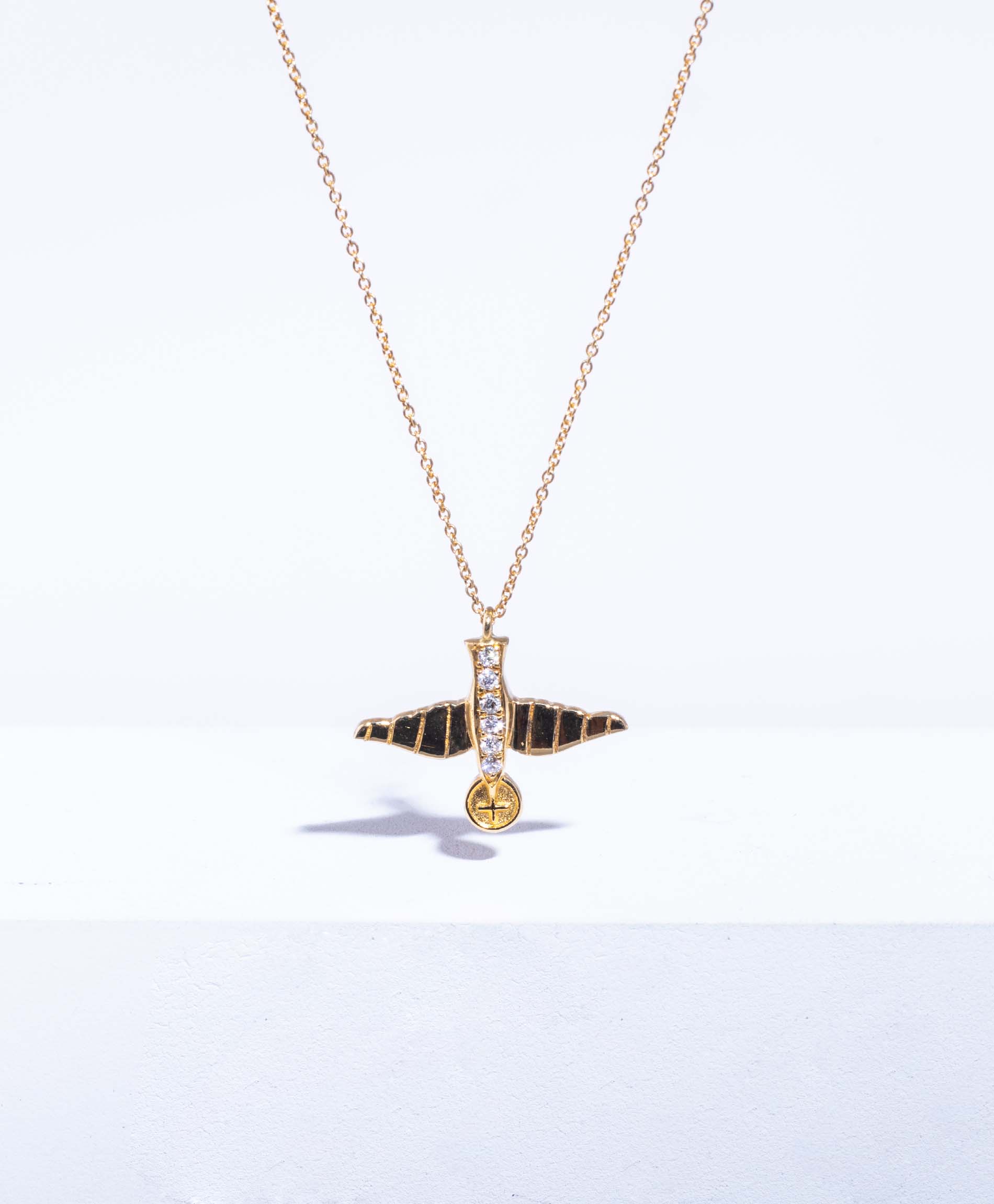falcon-pendant