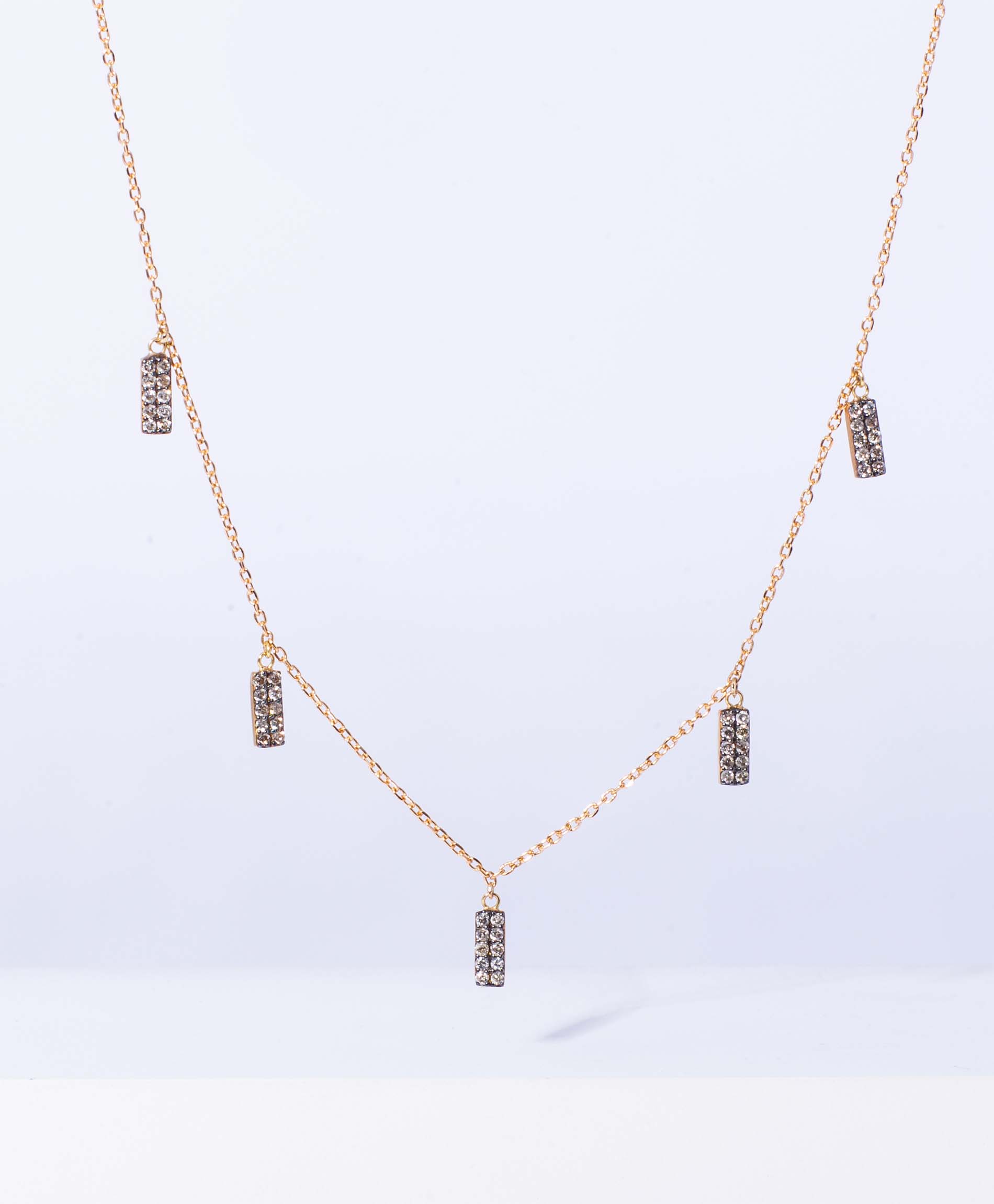 chocker-diamond-pendant
