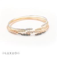 gold-diamond-bangle