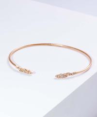 gold-diamond-bangle