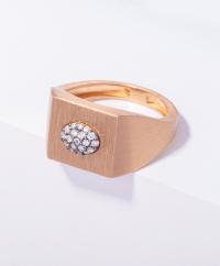 pinky-diamond-ring