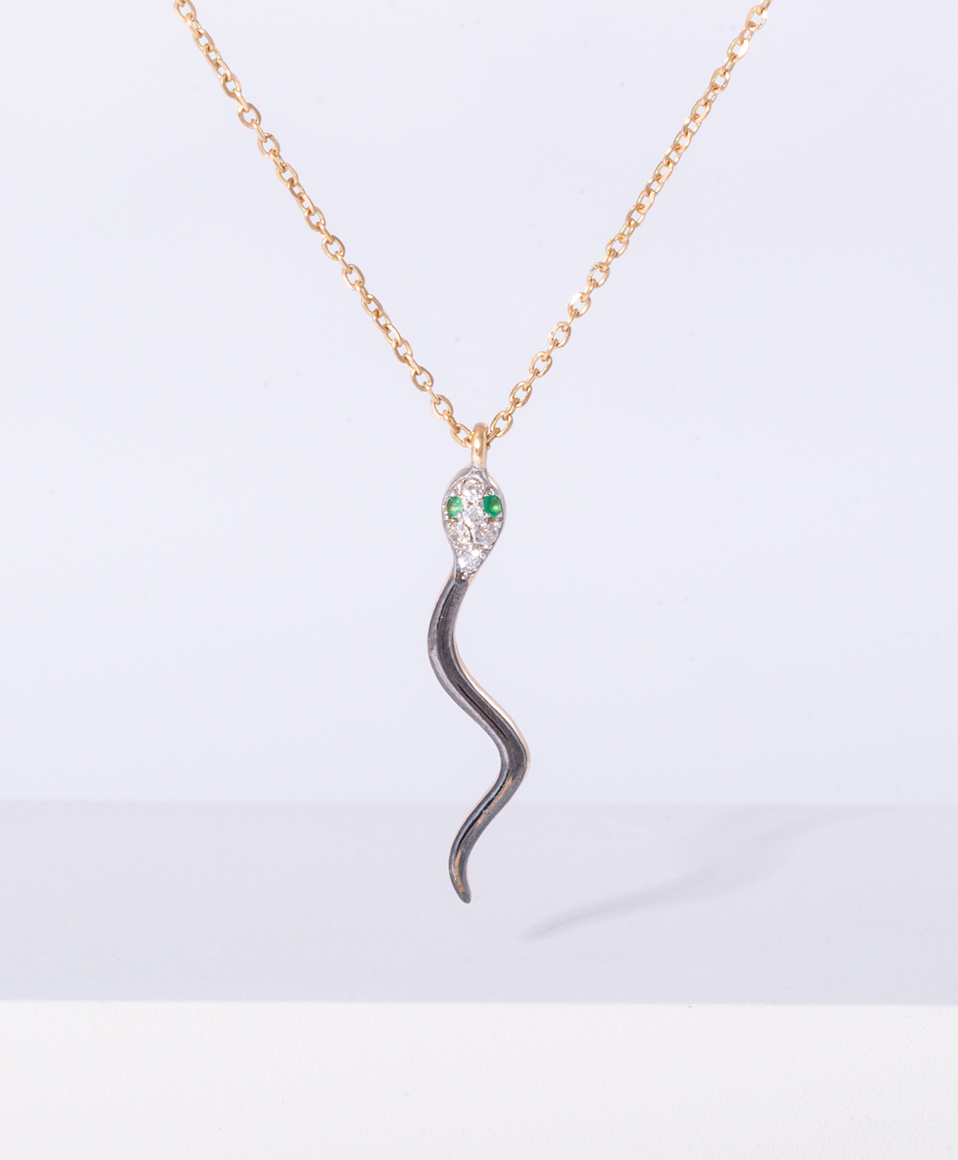 snake-pendant